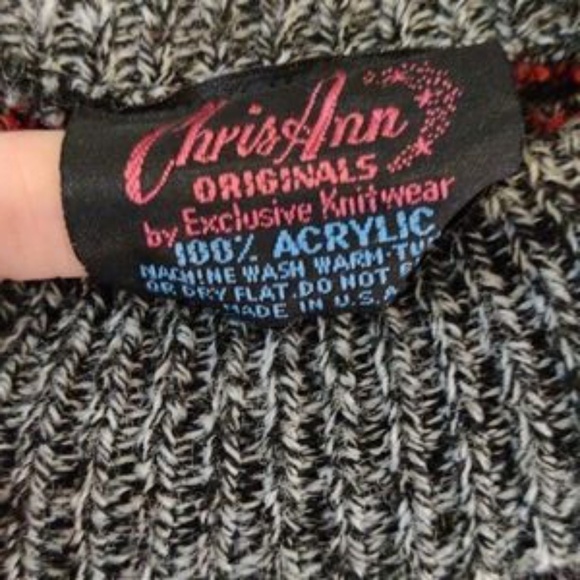 Vintage Geometric Sweater S-M - Picture 4 of 6